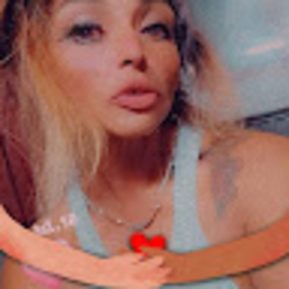 Meet your Posher, Chrystyana - Picture 1 of 1